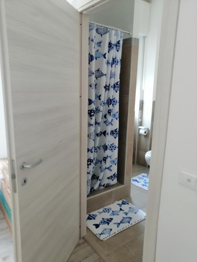 Albergo Blue Fish ألبيسولا سوبيريوري المظهر الخارجي الصورة