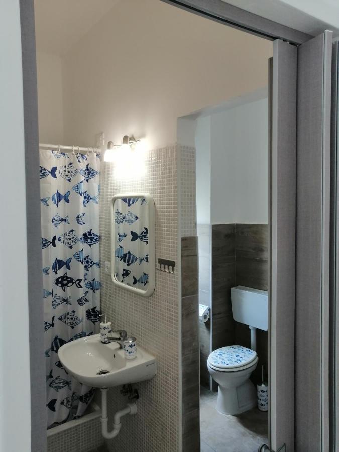 Albergo Blue Fish ألبيسولا سوبيريوري المظهر الخارجي الصورة