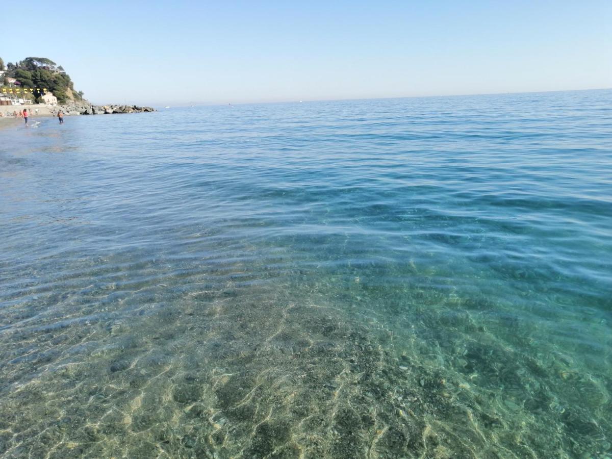 Albergo Blue Fish ألبيسولا سوبيريوري المظهر الخارجي الصورة